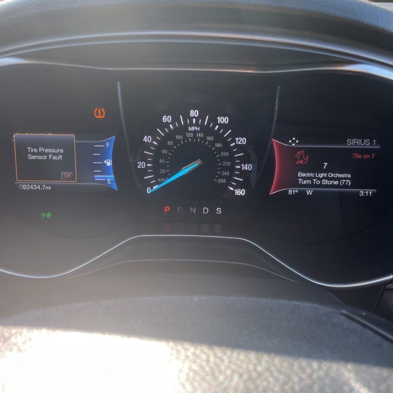 2017 Ford Fusion Image 10