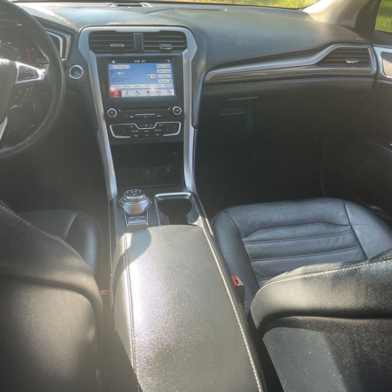 2017 Ford Fusion Image 12