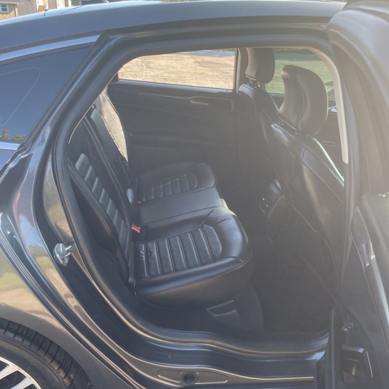 2017 Ford Fusion Image 18