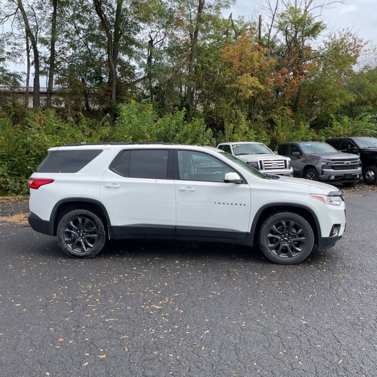 2021 Chevrolet Traverse Image 3