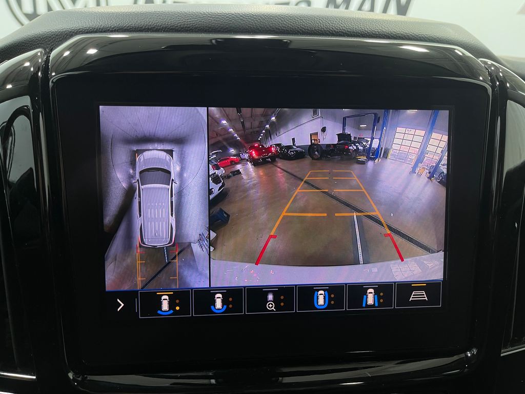 2021 Chevrolet Traverse Image 11