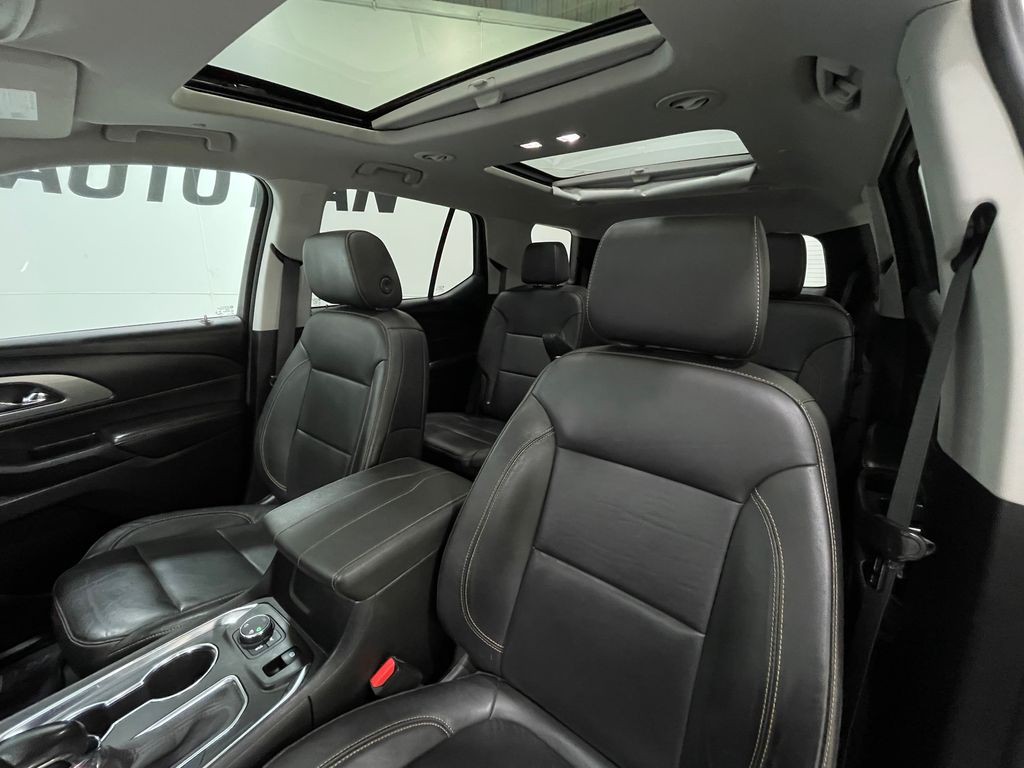 2021 Chevrolet Traverse Image 14