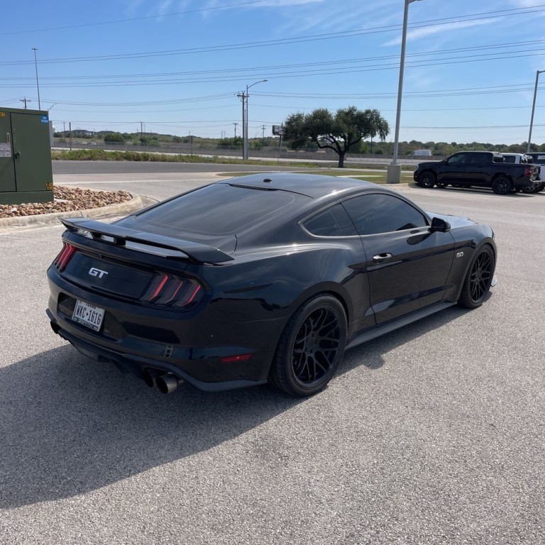 2019 Ford Mustang Image 6