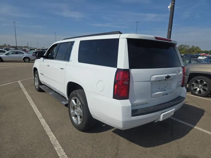 2019 Chevrolet Suburban Image 5