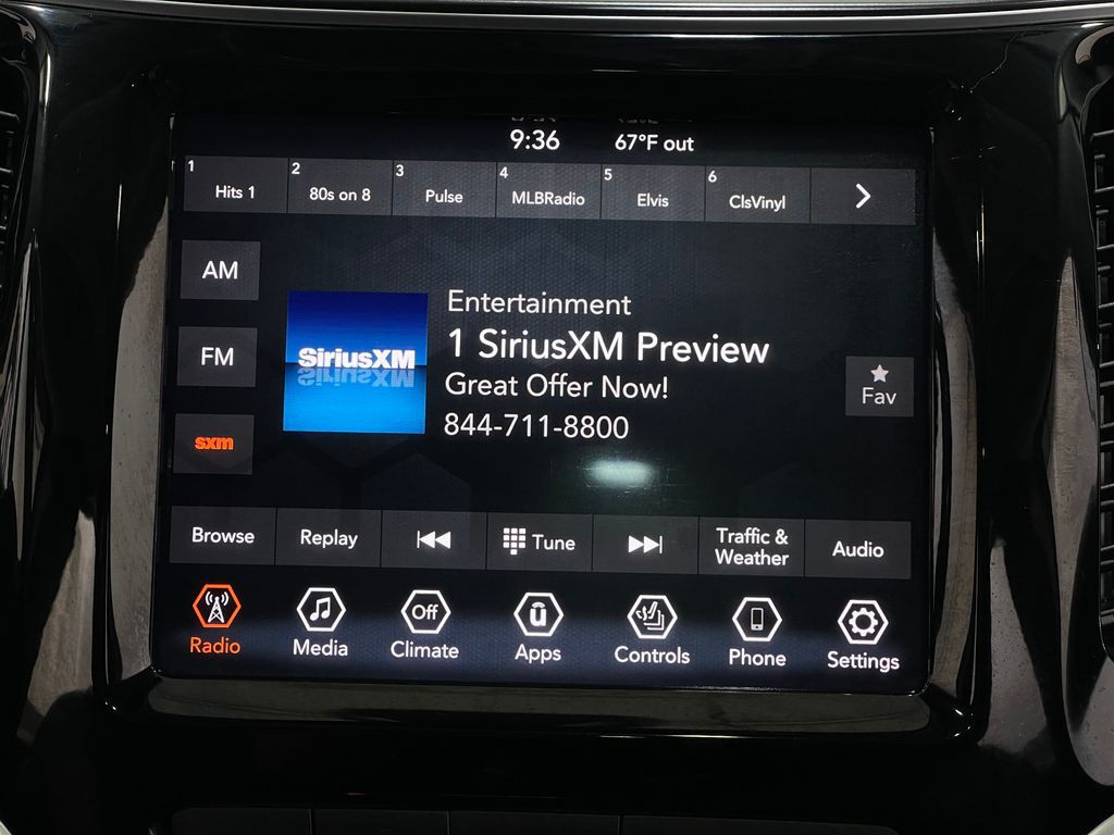 2019 Jeep Cherokee Image 24