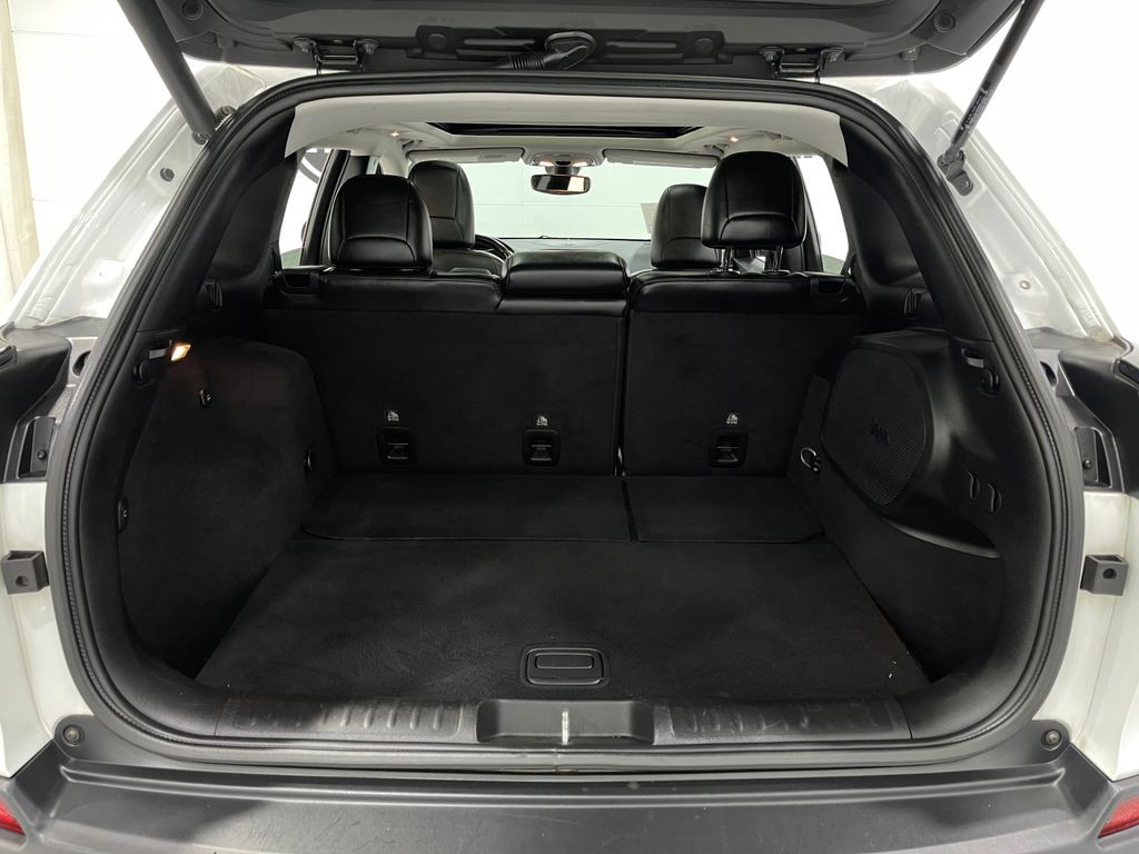 2019 Jeep Cherokee Image 26