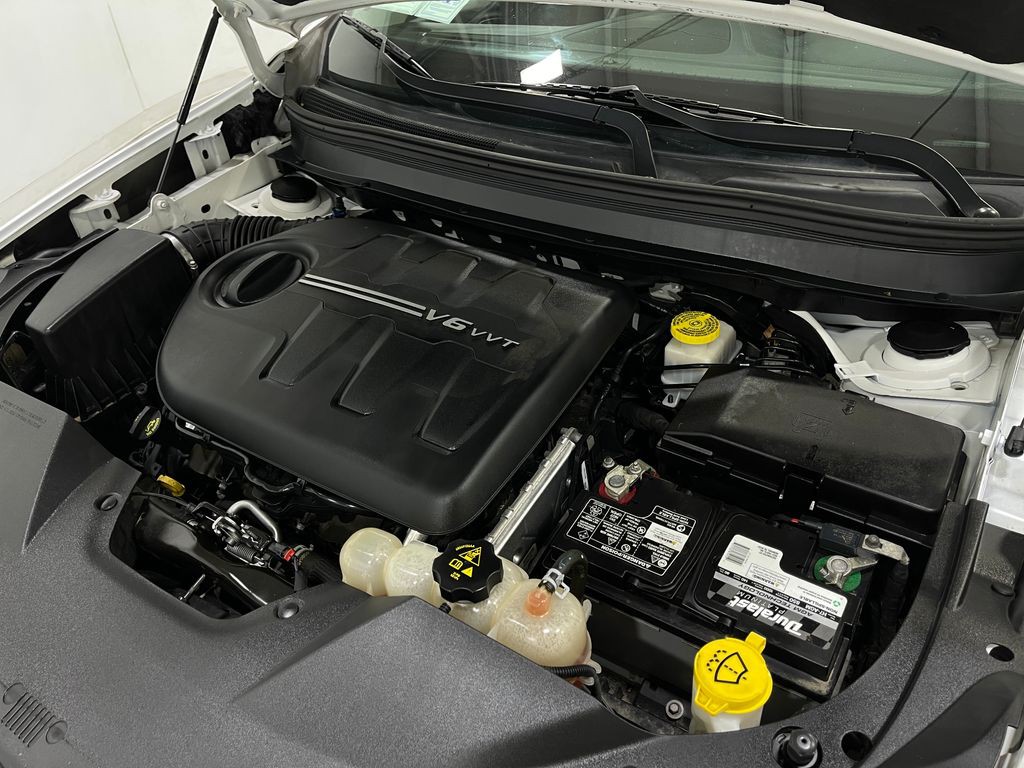 2019 Jeep Cherokee Image 28