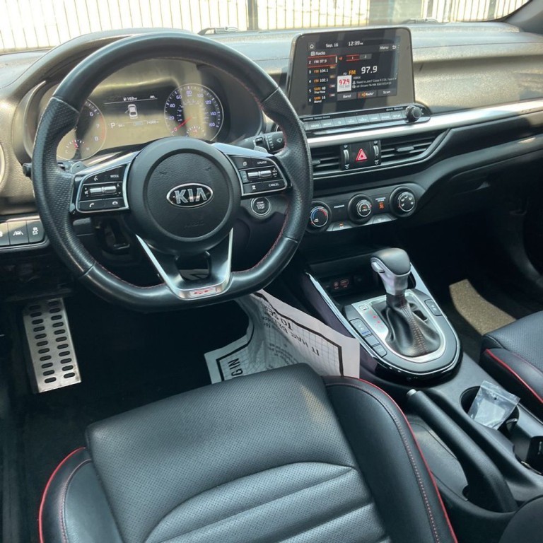 2021 Kia Forte Image 9