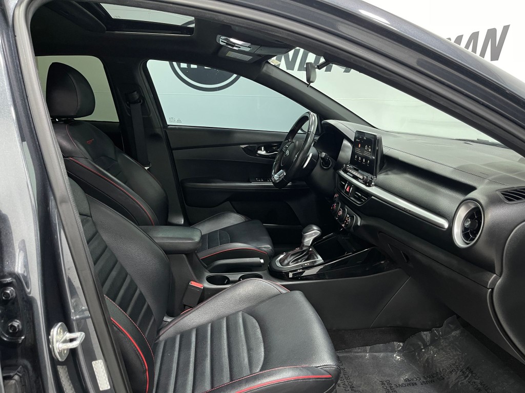 2021 Kia Forte Image 31