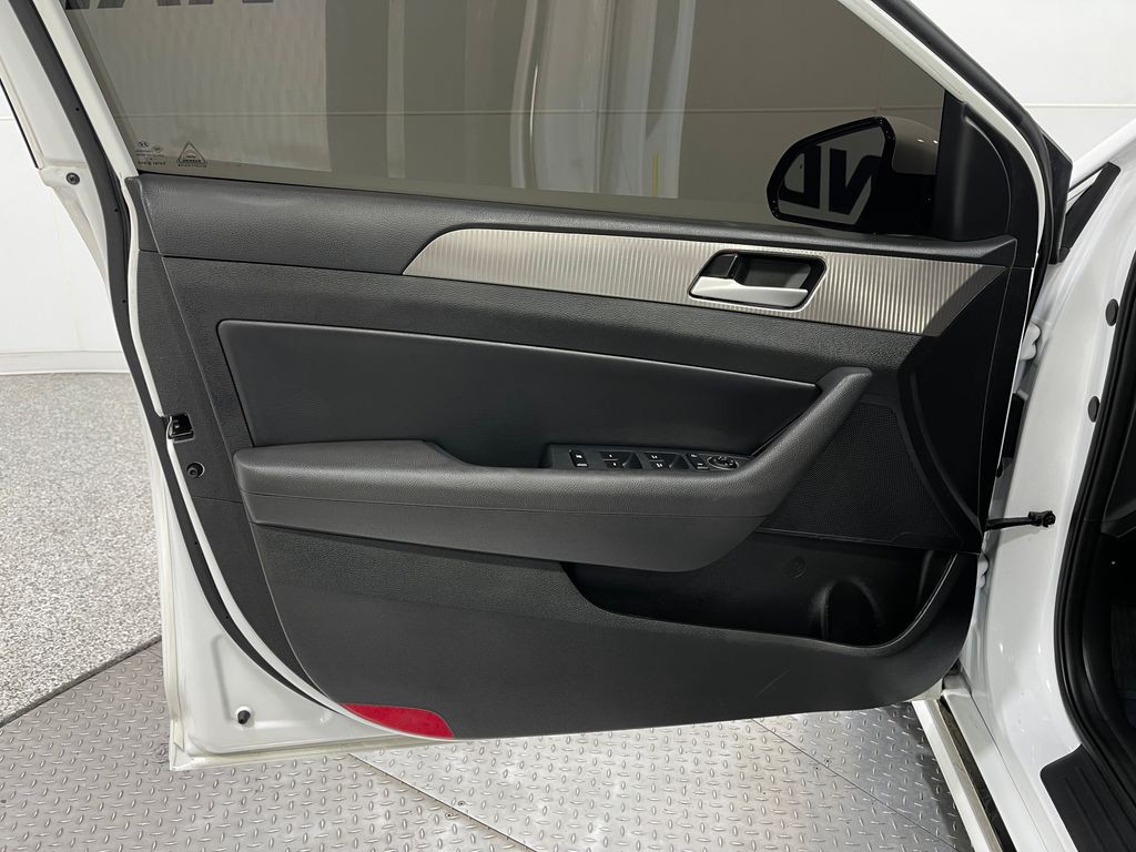 2018 Hyundai Sonata Image 14