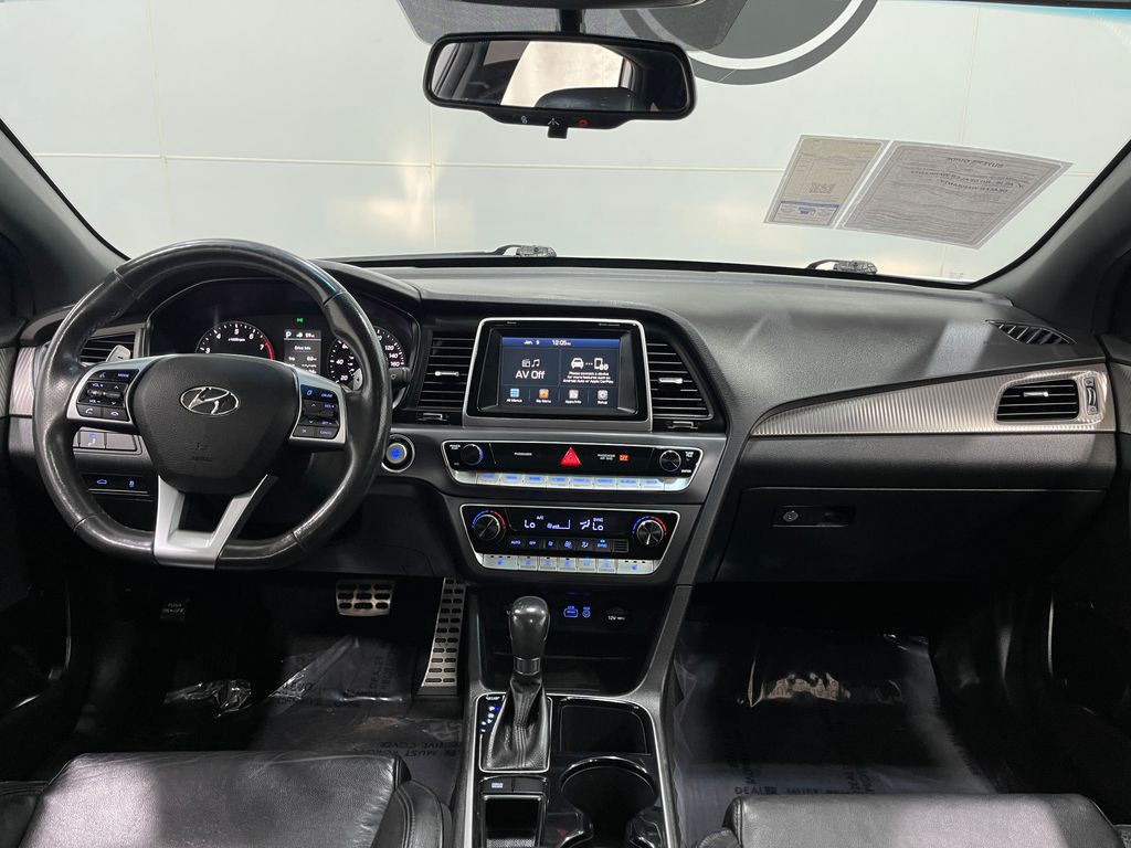 2018 Hyundai Sonata Image 18