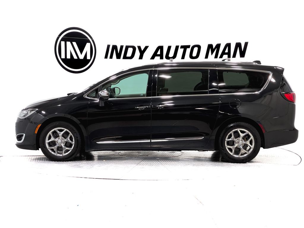 2017 Chrysler Pacifica Image 7