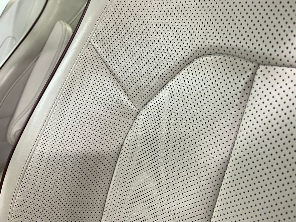 2017 Chrysler Pacifica Image 18