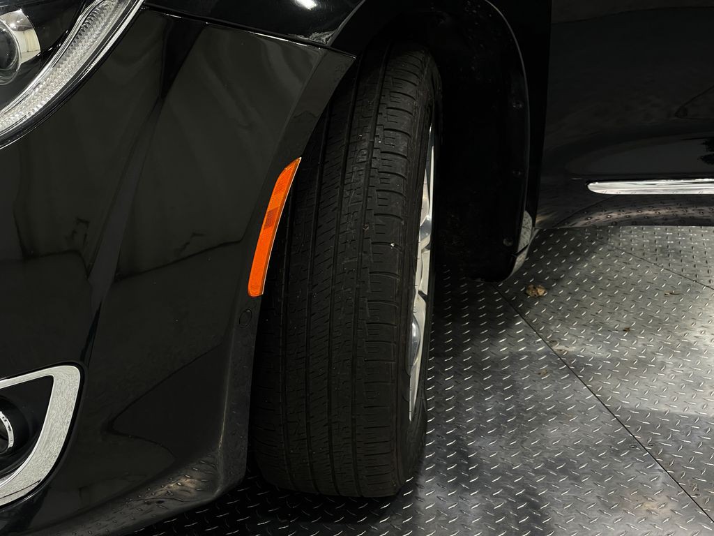 2017 Chrysler Pacifica Image 32