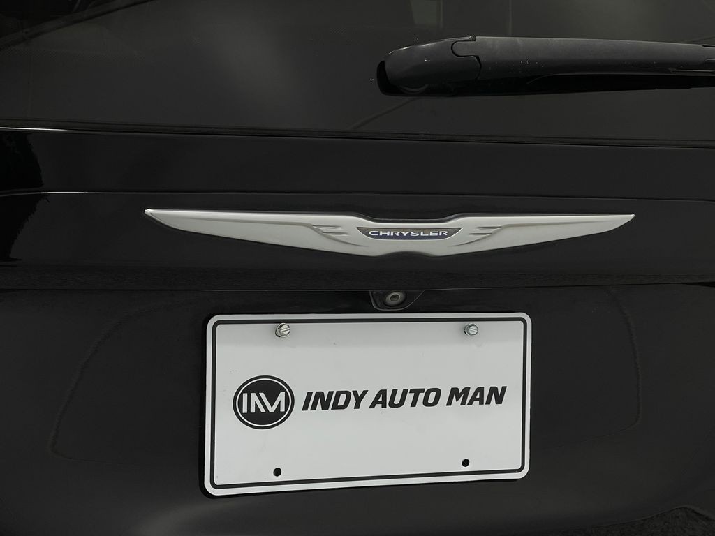 2017 Chrysler Pacifica Image 34