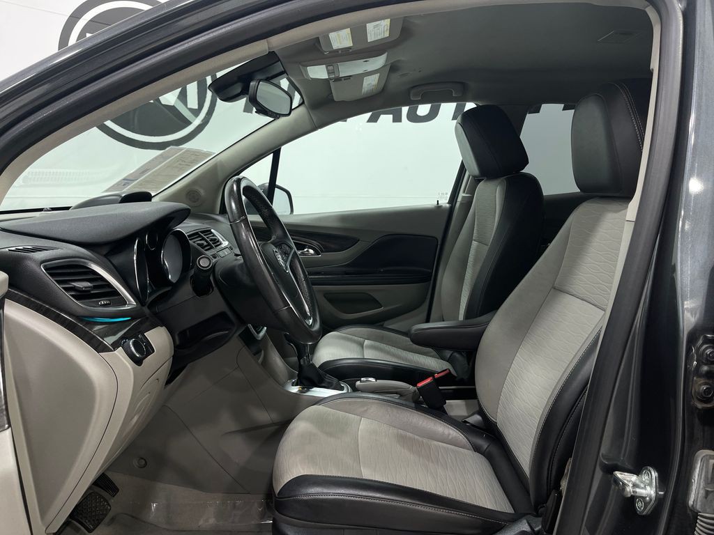 2016 Buick Enclave Image 11