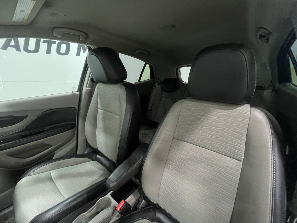 2016 Buick Enclave Image 12