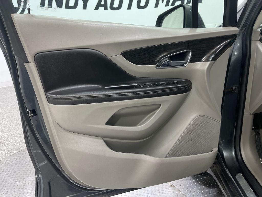 2016 Buick Enclave Image 13