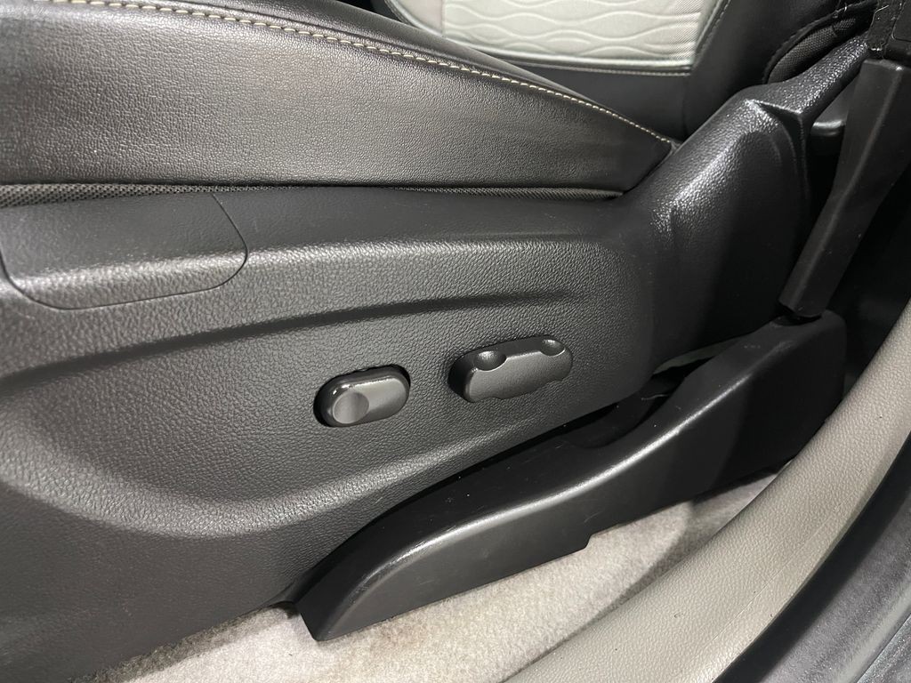 2016 Buick Enclave Image 15