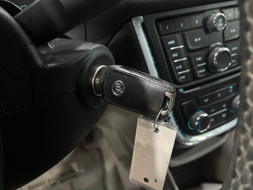 2016 Buick Enclave Image 19