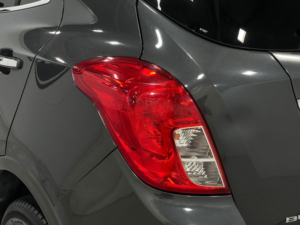 2016 Buick Enclave Image 33