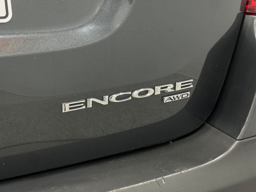 2016 Buick Enclave Image 38