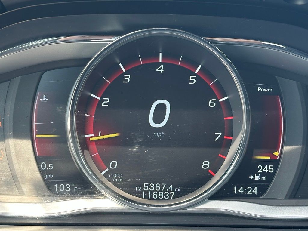 2016 Volvo V60 Image 9
