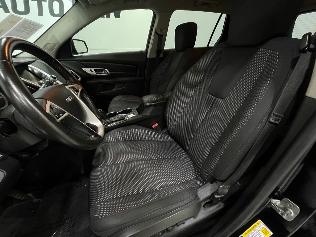 2016 GMC Terrain Image 12