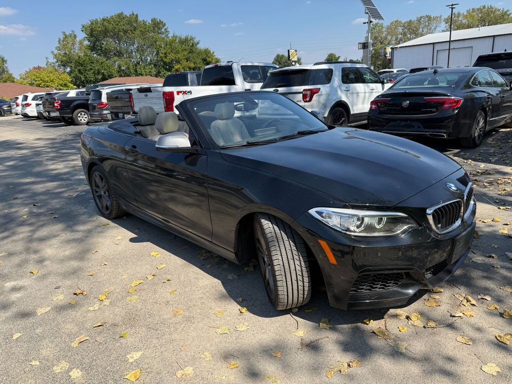 2016 BMW 2 Series Image 1