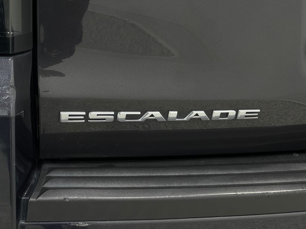 2016 Cadillac Escalade Image 43