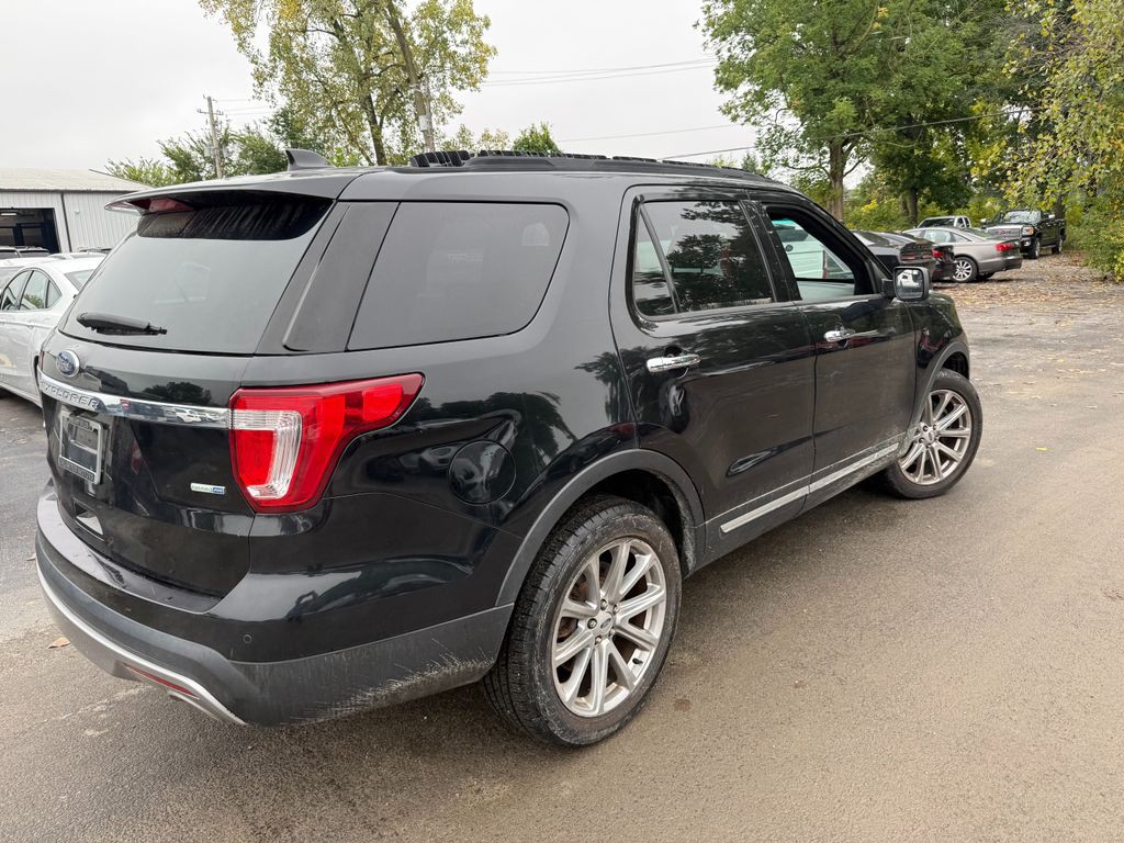 2016 Ford Explorer Image 3