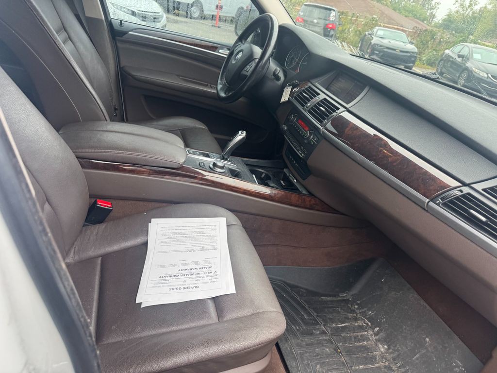 2008 BMW X5 Image 6