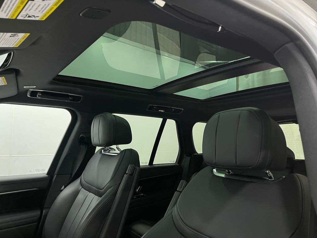 2024 Land Rover Range Rover Image 12