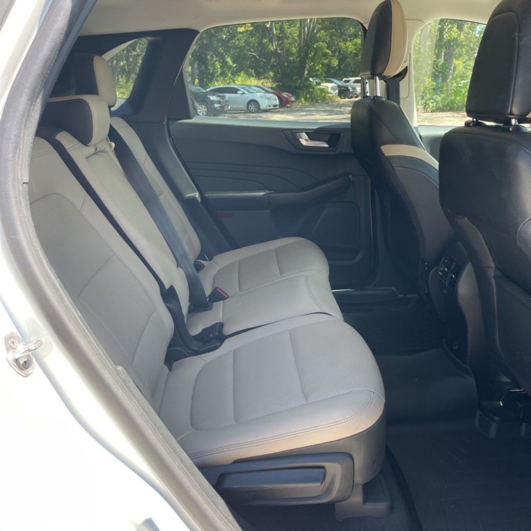 2021 Ford Escape Image 17
