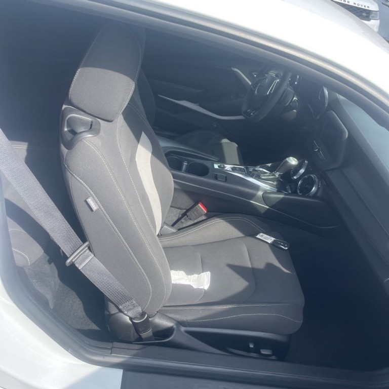 2022 Chevrolet Camaro Image 8