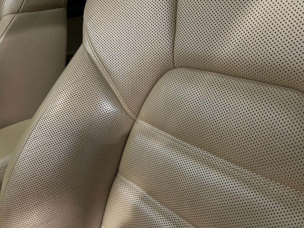 2017 Porsche Macan Image 18