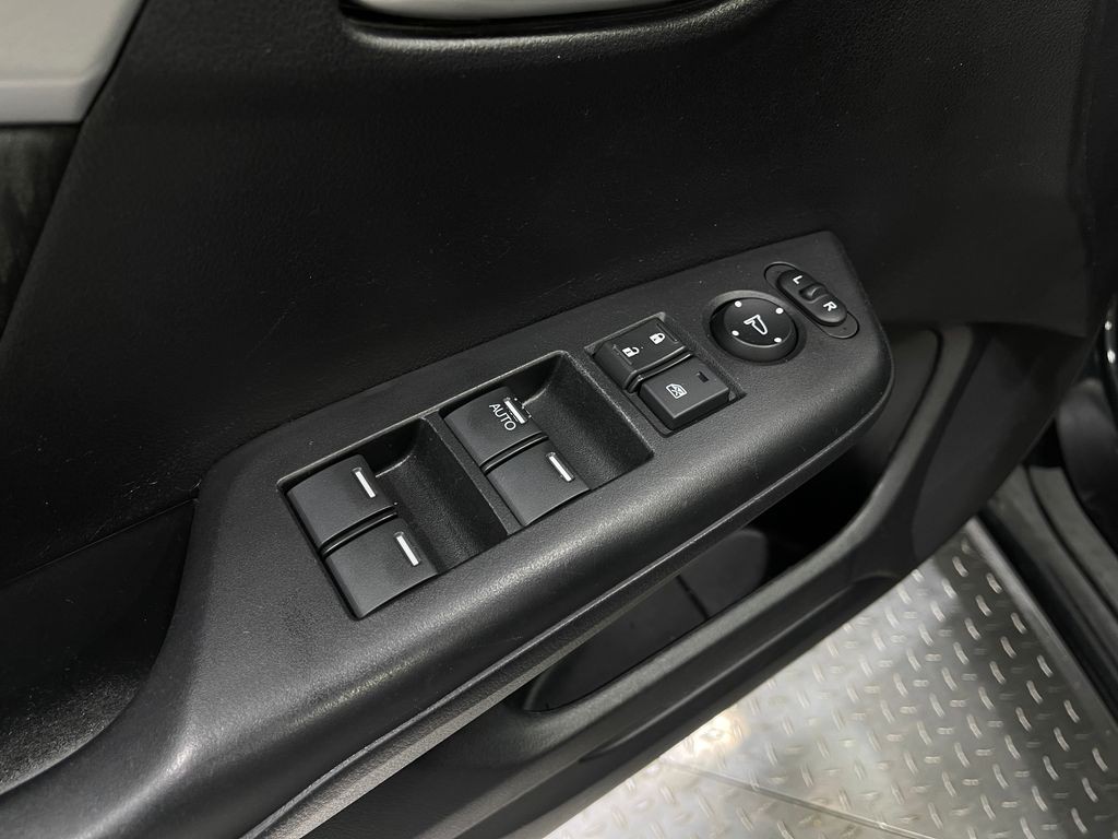 2015 Honda Civic Image 15