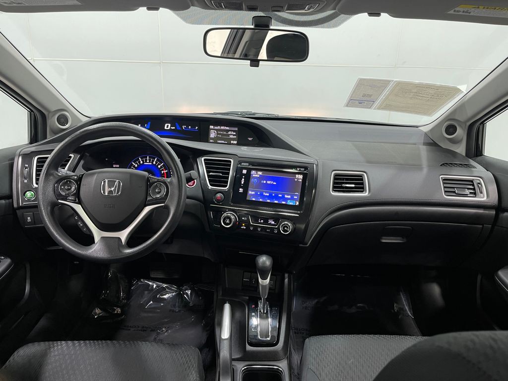 2015 Honda Civic Image 18