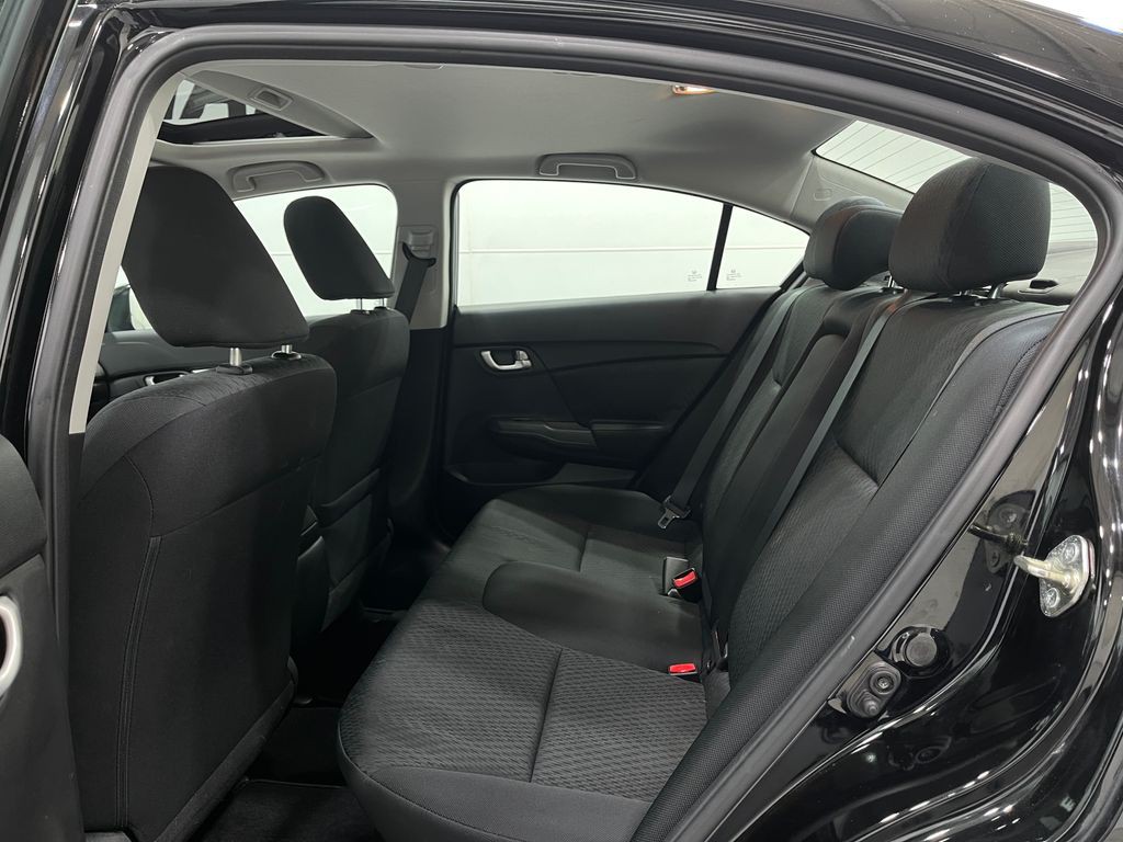 2015 Honda Civic Image 29