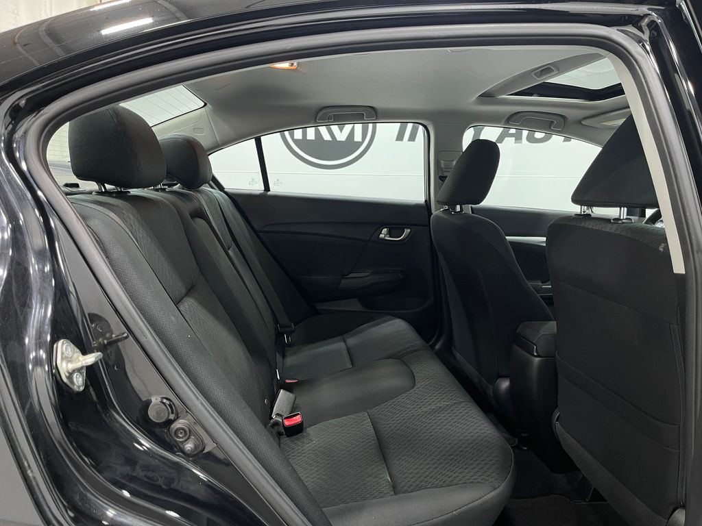 2015 Honda Civic Image 30