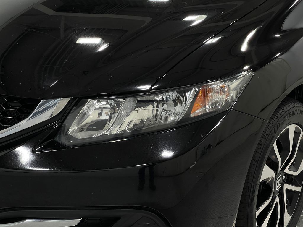 2015 Honda Civic Image 32