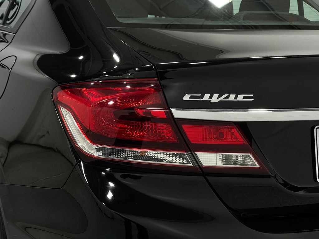2015 Honda Civic Image 33