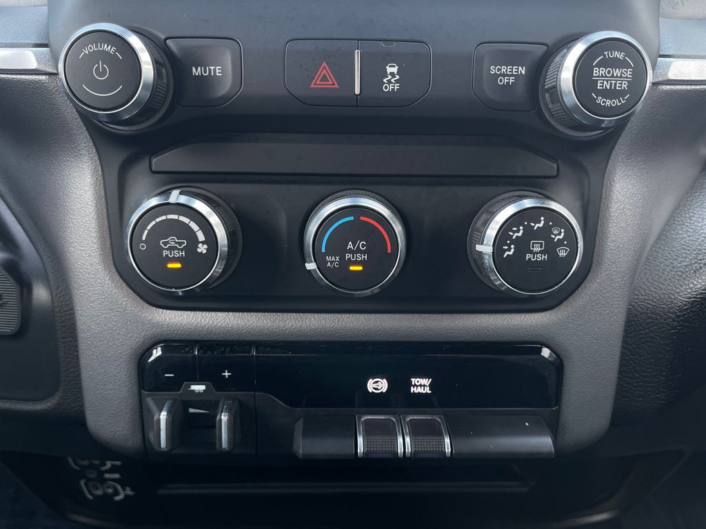 2023 RAM 2500 Image 23