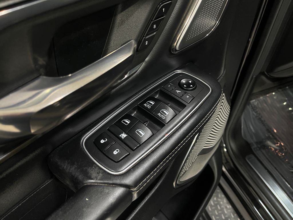 2019 RAM 1500 Image 16