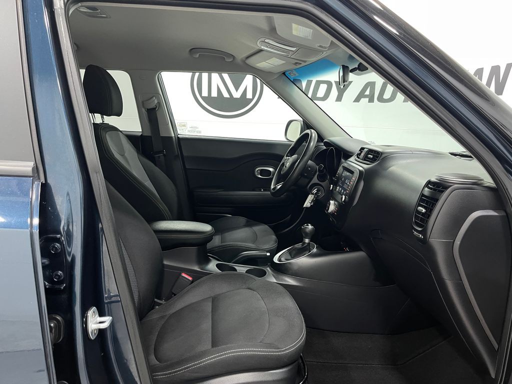 2019 Kia Soul Image 29