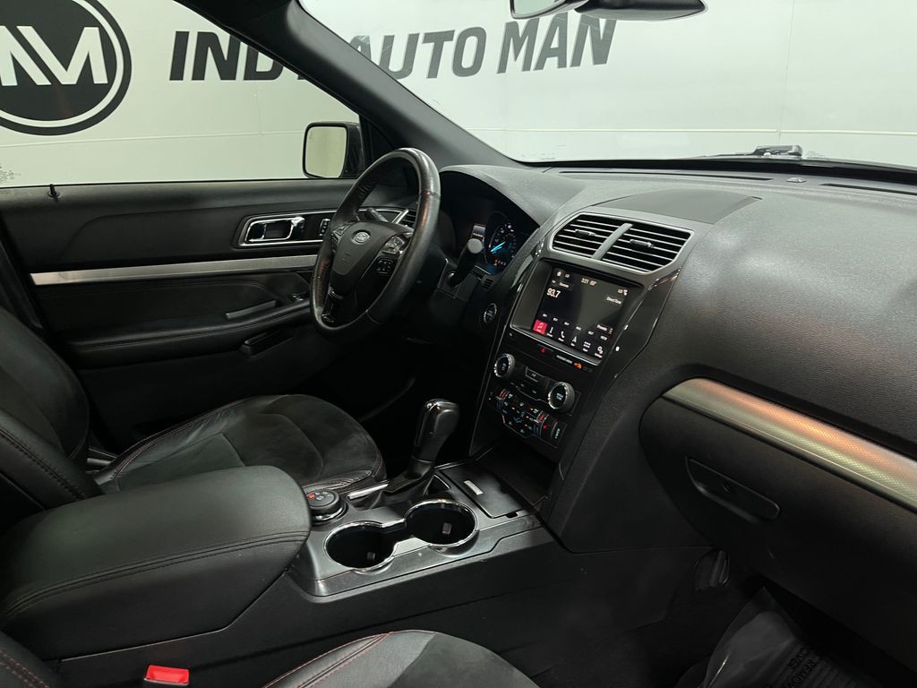2019 Ford Explorer Image 21