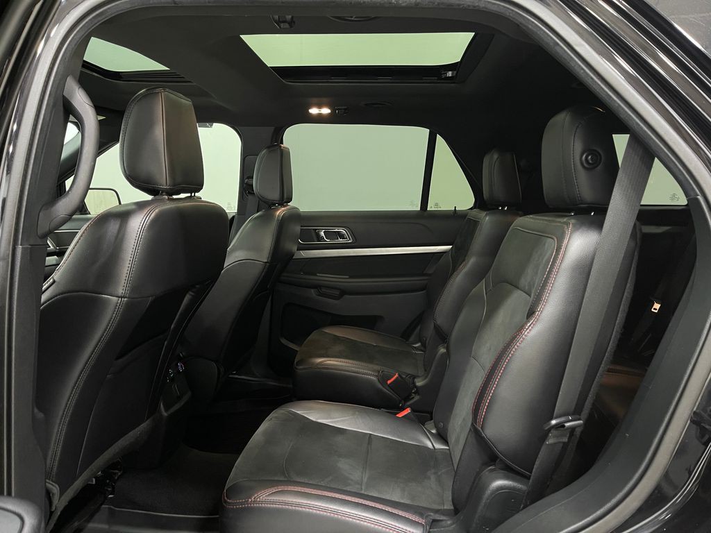 2019 Ford Explorer Image 31