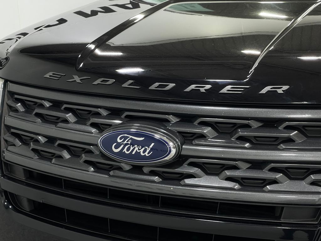 2019 Ford Explorer Image 41