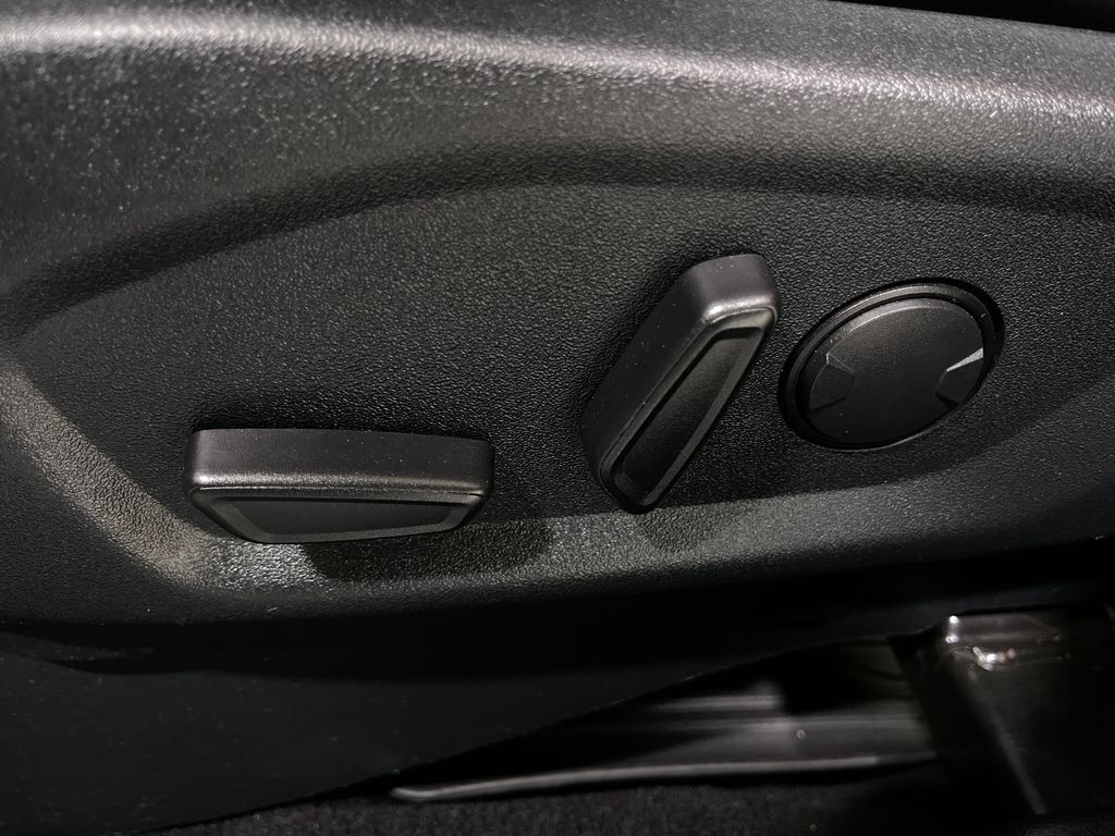 2019 Ford Explorer Image 18