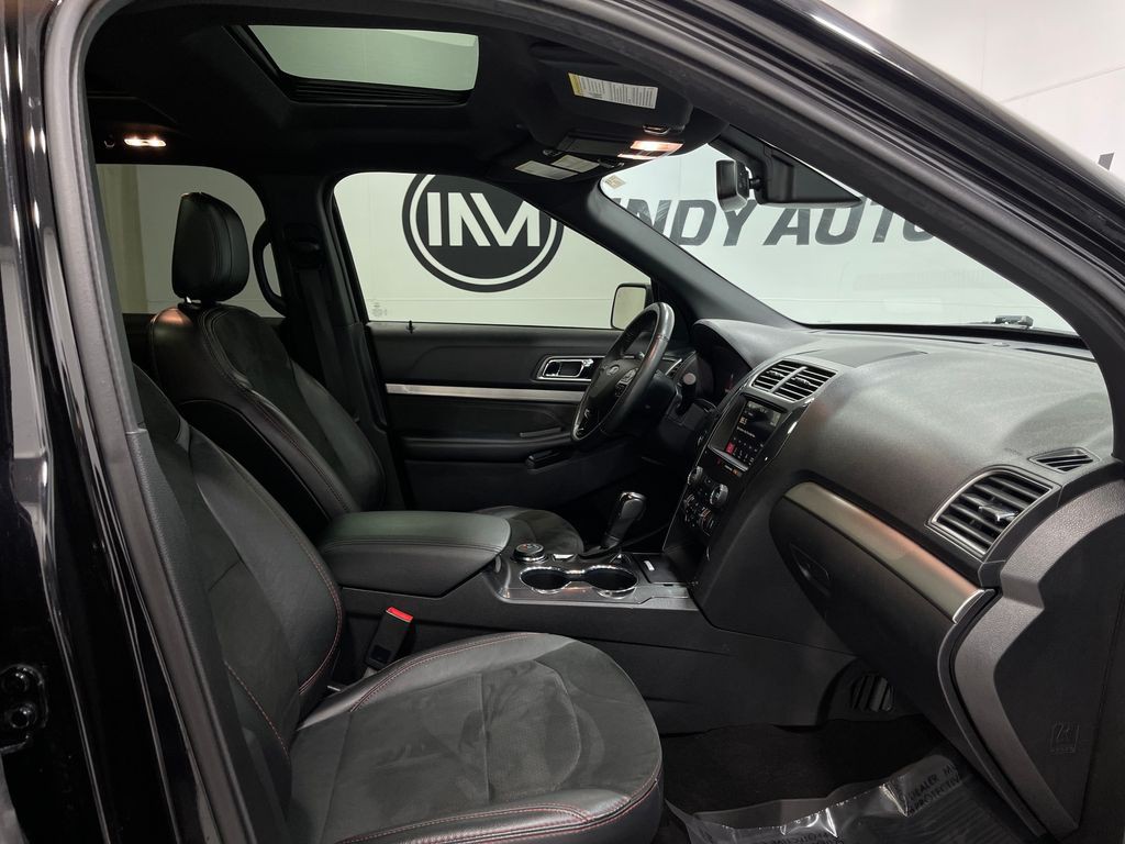 2019 Ford Explorer Image 35